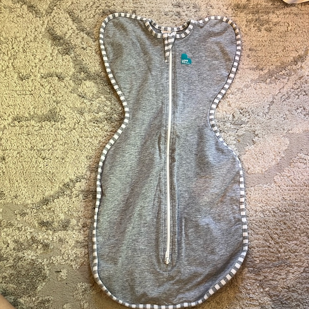 EUC Love to Dream Swaddle Up